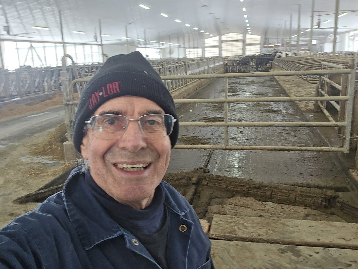 The Hoof Trimmer🇨🇦 tweet media