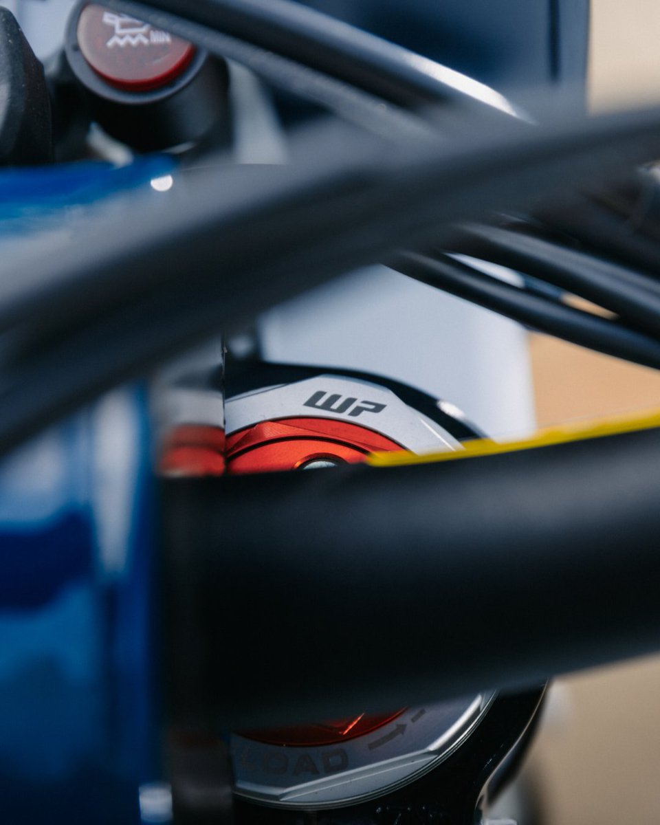 Enduro, elevated.🚀

WP Suspension XPLOR Pro takes the rough with the smooth, enhancing traction to deliver you the ultimate in feel and feedback.

Discover more - brnw.ch/21x010W

#Husvqvarna #RideHusqvarna #GoRide #Enduro #TE250 #TwoStrokeTuesday