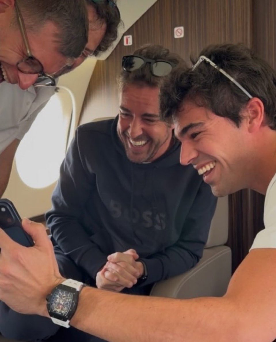 Viictore tweet media