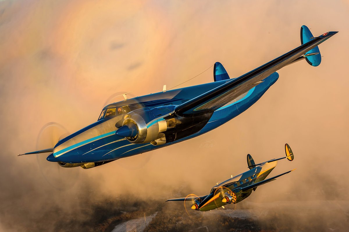 EAA's tweet image. Now this was a rare photo opportunity! Only 22 Howard 500s were ever built, and of those, just two remain airworthy today.

We were fortunate to see both of these transports in Oshkosh, how cool is that?!

📸 Leonardo Correa Luna

#Aviation #Avgeeks #Oshkosh #AviationGoals