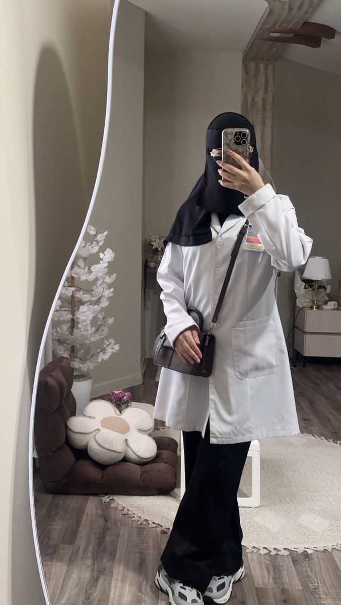 مـيَار بندر🐬 tweet media