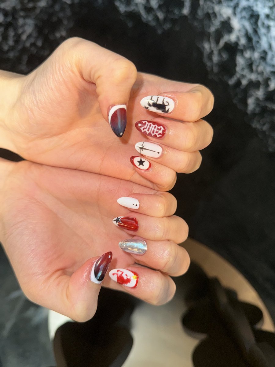 그레기통 tweet media