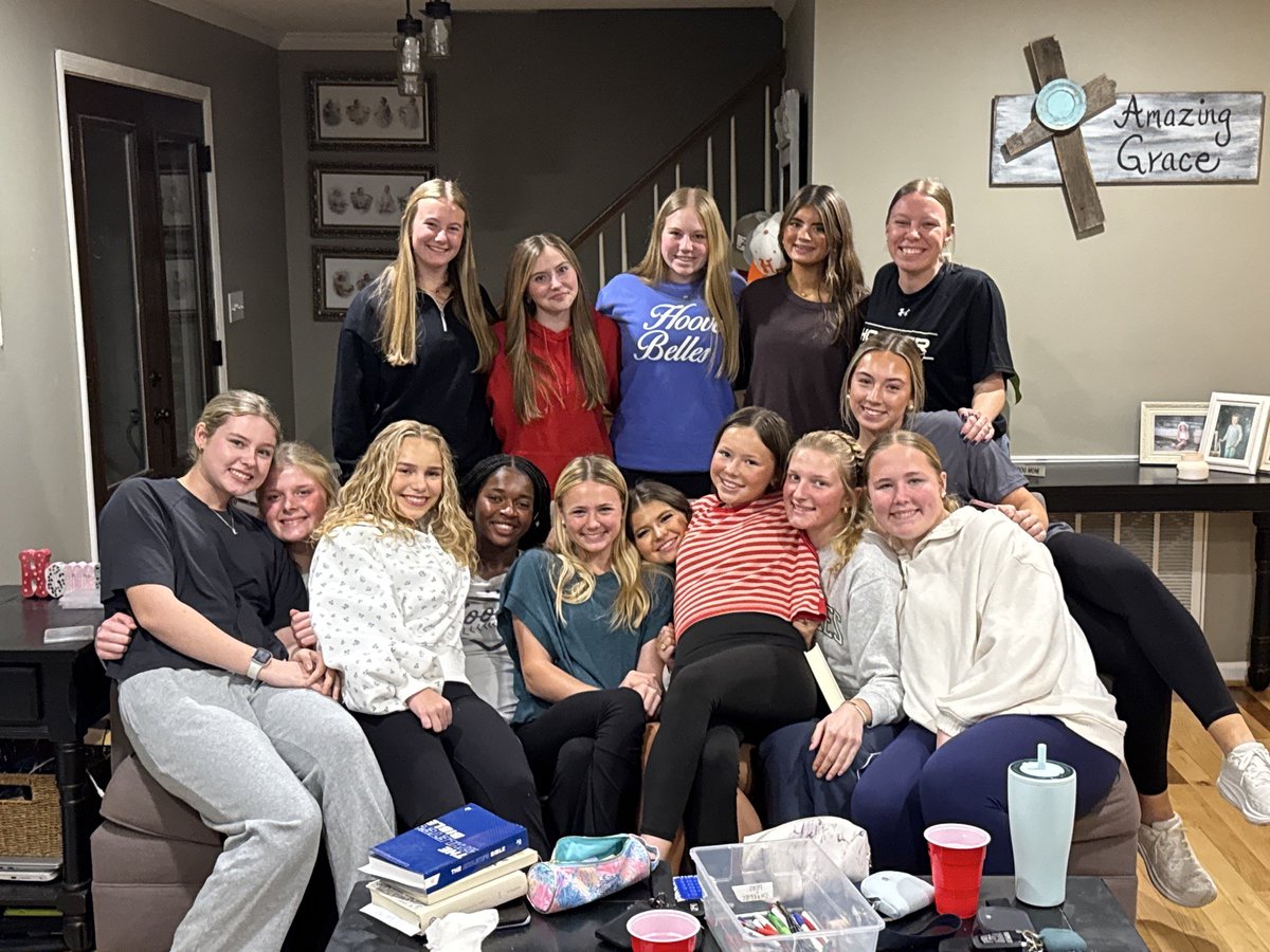 Hoover Bucs Softball tweet media