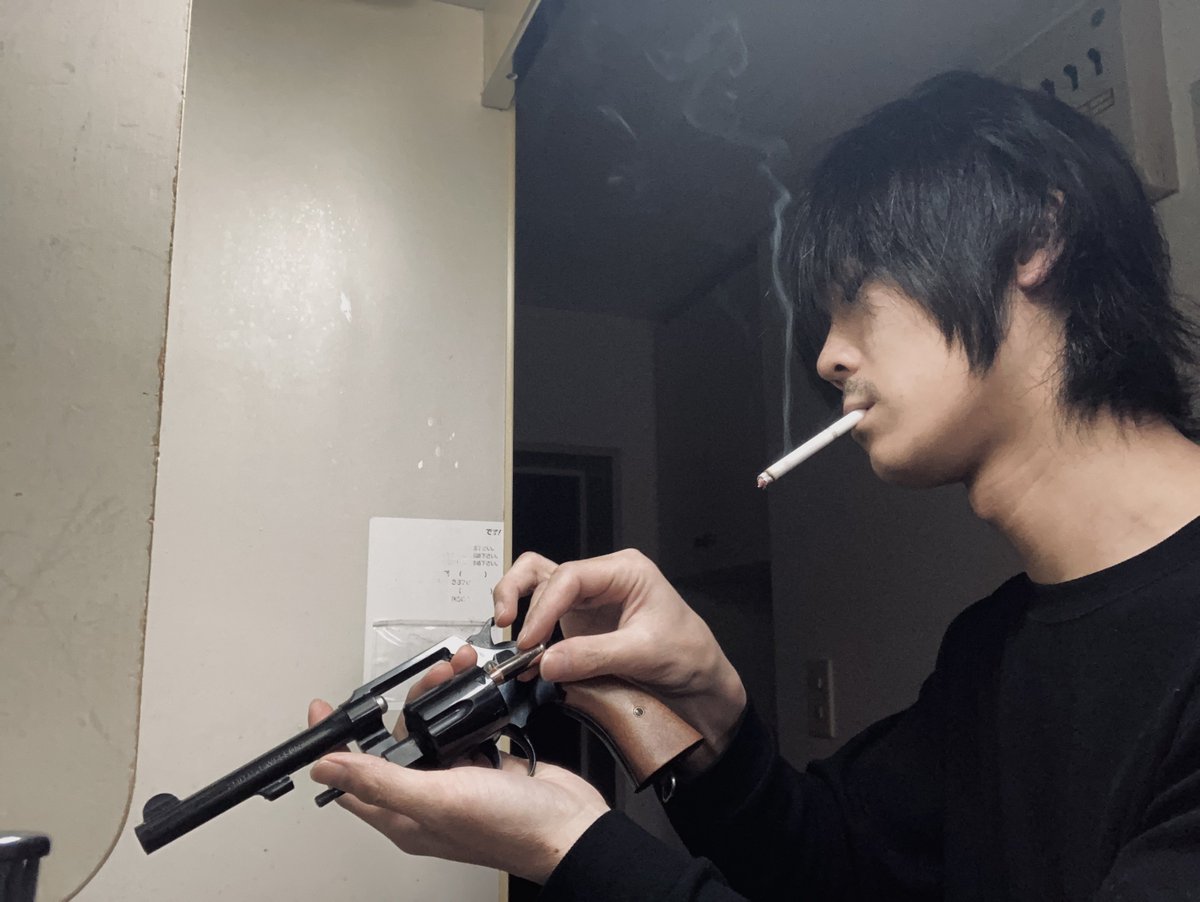 #みんなで銃を構えよう