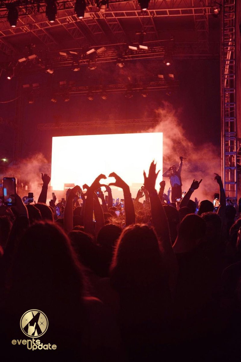 eventsupdate's tweet image. Never miss a beat, a deal, or a race! Events Update brings you the best in music, parties, business, cars, and sports. Get ready to experience more! 🏎️ #EventsUpdate #LiveEvents