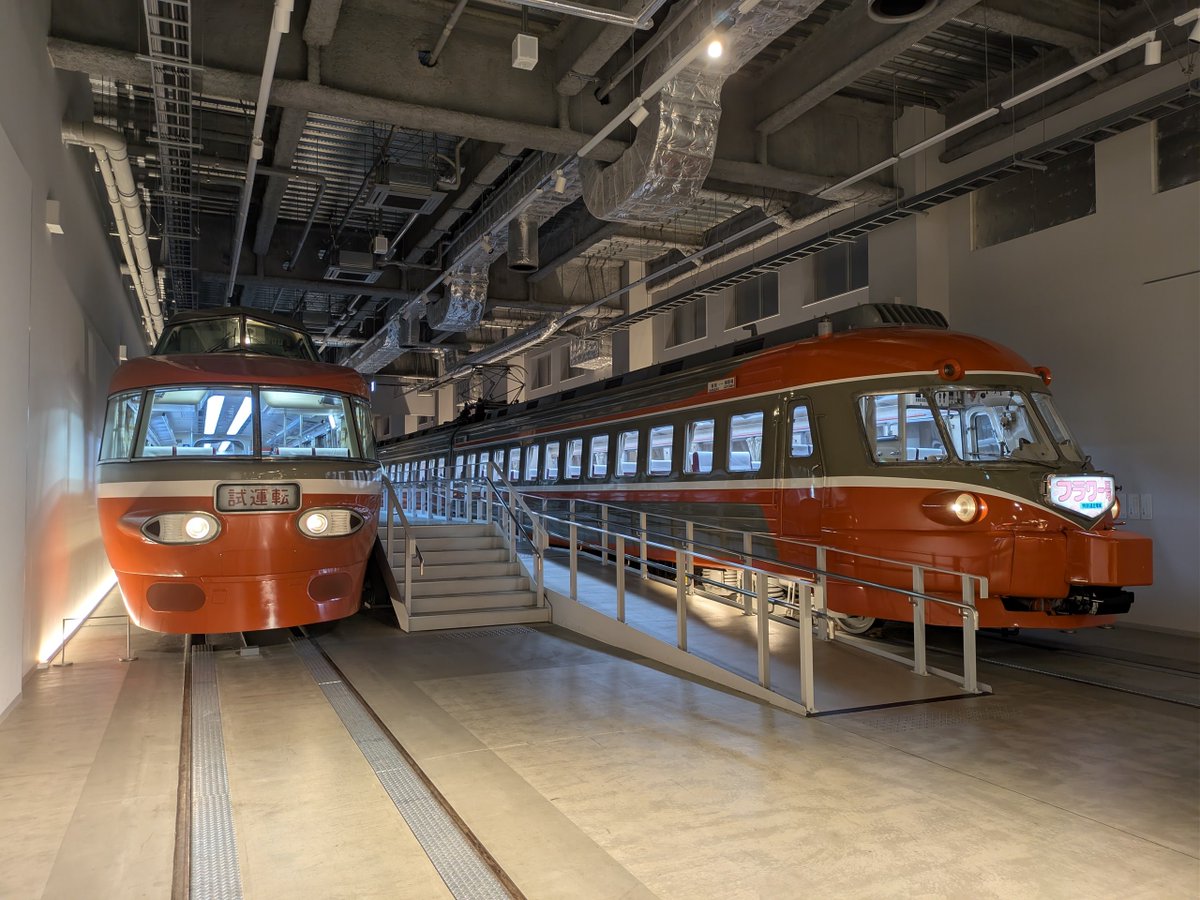 321west2's tweet photo. 実は昨年よりご縁がありひろきさんの動画編集を担当していまして、先日行われたロマンスカーミュージアムでのオフ会もスタッフとして参加させていただきました！
仕事が忙しくお話できた方は少なかったものの、個人的にも応援のお声掛けをいただき活動の励みになりました！
#ちょっと遅めの新年会 https://t.co/gyM3myoF5X