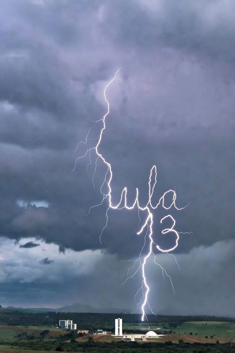 <a href="/LeonardoBoff/">Leonardo Boff</a> É preciso mais um q tenha o brilhantismo d Lula.E tem vários, nas comunidades,no sertão,ns vilas,no Brasil.Hj começa um novo ano chinês representado pelo Cavalo q simboliza um período d dinamismo,iniciativa e expansão ns relações sociais,quem sabe outro com o msm carisma apareça