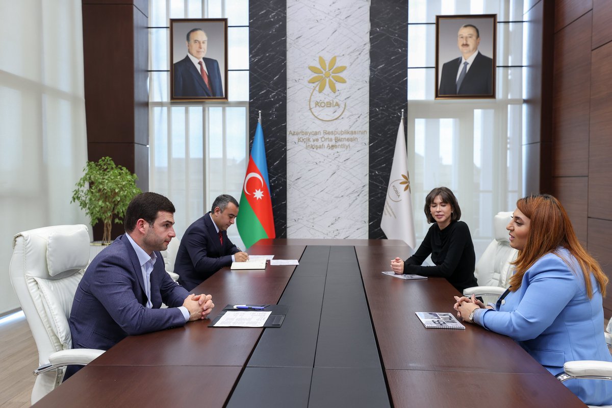 smbgovaz's tweet image. KOBİA-da növbəti vətəndaş qəbulu keçirilib. Qəbulda sahibkarların #biznes fəaliyyəti ilə bağlı müraciətləri dinlənilib, ehtiyacları olan #dəstək tədbirləri və qarşılaşdıqları məsələlərin həlli ilə bağlı müzakirələr aparılıb.

Ətraflı - smbgovaz.short.gy/jxfHtQ

#KOBİA