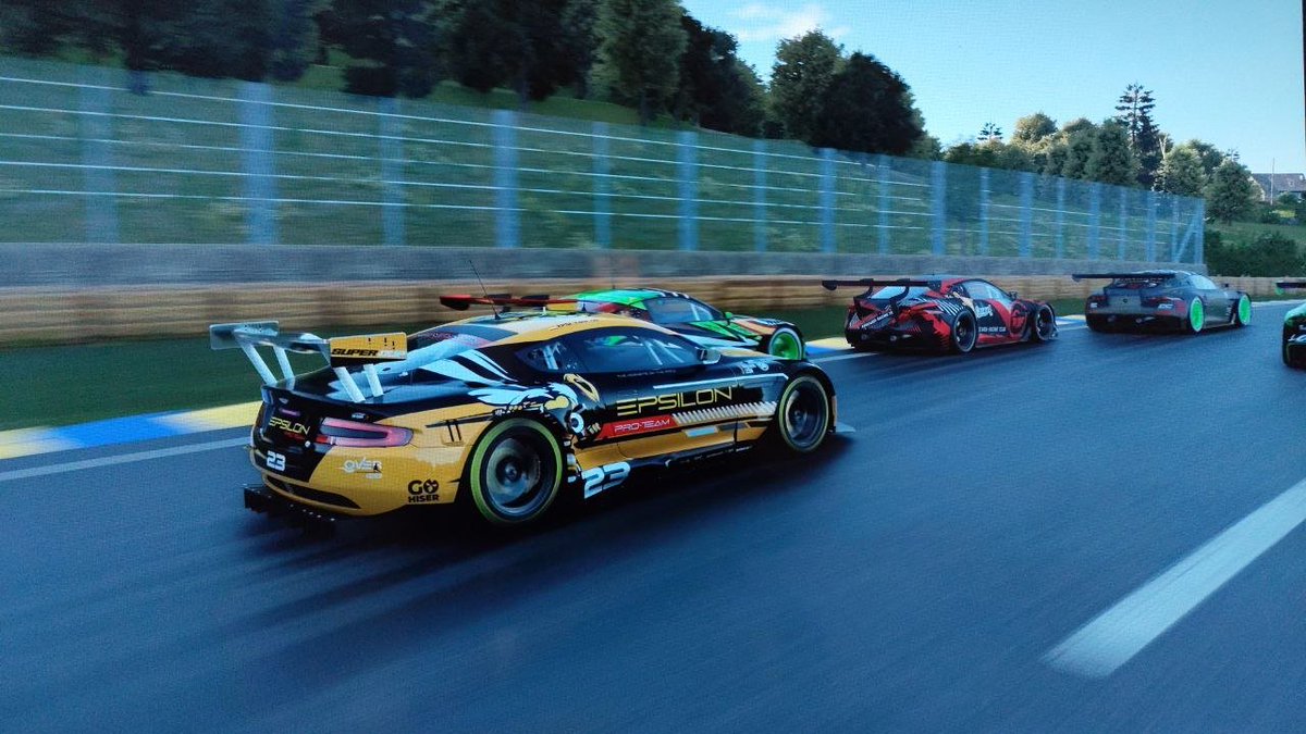 5ª carrera del campeonato organizado por <a href="/IrlandesIrland2/">SHK Shark Racing Team</a> en #Alsace. Nuestro gran <a href="/DavidBu22705352/">David Burgos</a> con una genial #P6 hace que sea el primer <a href="/astonmartin/">Aston Martin</a>  de la carrera. A falta de la clasificación oficial seguimos luchando por el #campeonato.
#RACEDAY 
#Gowasp
#Race 
#result