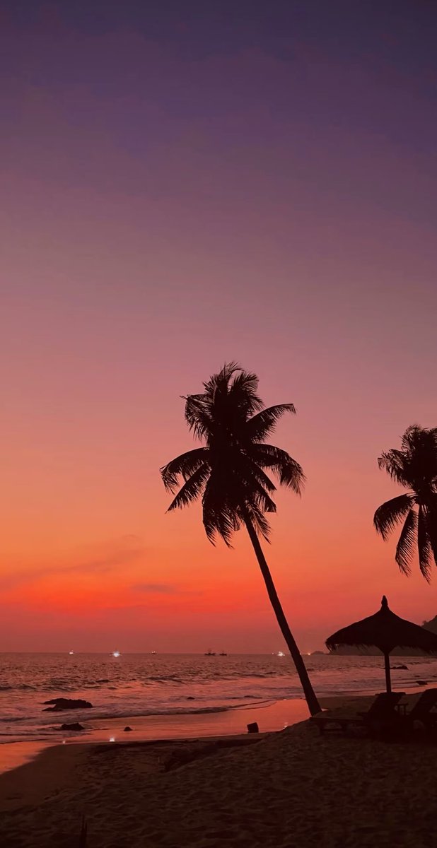 arsenatasyas's tweet photo. mau cari pantai yang underrated, not too crowded, dan masih affordable? coba deh ke lampung. sunsetnya breathtaking, sepi berasa pantai punya sendiri, dan bersih banget 🩷
📍pantai marina, lampung https://t.co/59dBVlRlDO