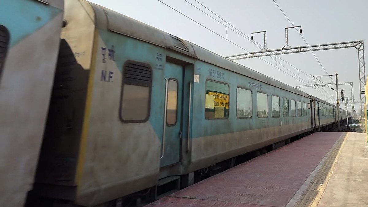 Humsafar_Sealdah tweet media