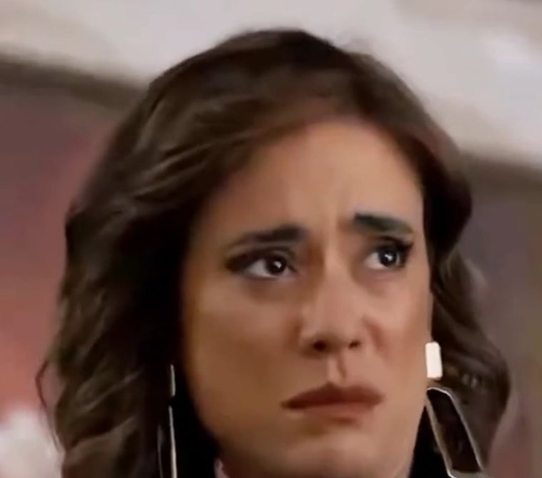 Micky_Del_Mar's tweet photo. La 3T nos vende la idea de que si rebasas los 40 años ya tienes que ser reemplazada en tu trabajo, porque da igual los años de trayectoria, el talento y el profesionalismo, si ya no eres una jovencita de 20 años, no puedes protagonizar una serie.
RECHAZAMOS LRDF3 https://t.co/Duqz1flqlc