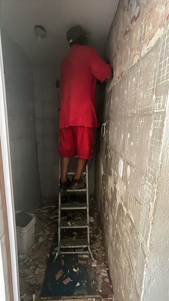 nayylaoliveiira's tweet photo. “ Eu e a Iasmin vamos ir mexer com calma”
Meu sogro >> https://t.co/R0TU0CzY0T