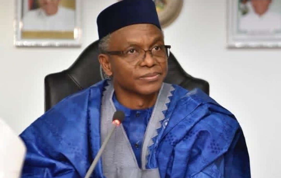 aicool40's tweet photo. On his way to the EFCC office, as a first-class Quantity Surveyor, Mallam Nasir El-Rufai packed a Hilux full of documents detailing every kobo that entered the Kaduna state account and how it was spent between May 29, 2015, and May 29, 2023. What I know is that El-Rufai isn’t a https://t.co/OPJlJmfSOY