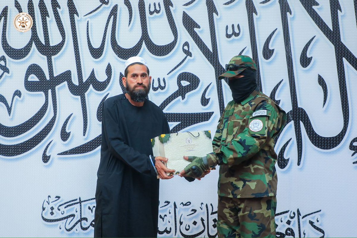 امارت اسلامی افغانستان، سه تن از نظامیان پاکستانی را که در تاریخ ۲۰ ماه ربیع‌الثانی سال ۱۴۴۷ هجری قمری، برابر با ۱۲ اکتوبر سال ۲۰۲۵ میلادی، در جریان درگیری‌ها با جانب پاکستانی اسیر شده بودند، آزاد نموده و به هیئت محترم اعزامی از کشور برادر عربستان سعودی تسلیم کرد.