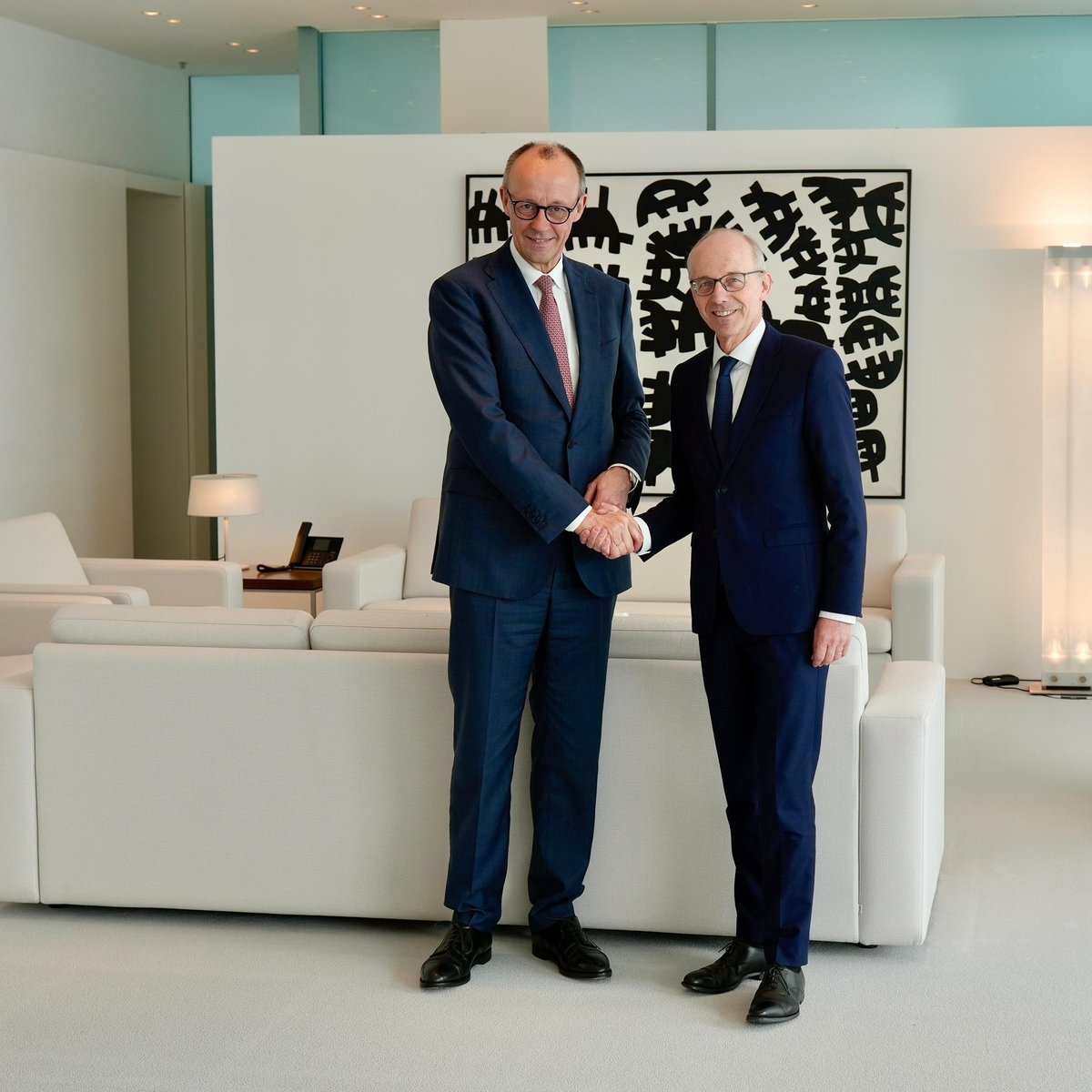 Germany and Luxembourg working together for a more competitive and stronger Europe in space, finance and security. 🇩🇪🇱🇺🇪🇺

Thank you dear <a href="/bundeskanzler/">Bundeskanzler Friedrich Merz</a> Friedrich Merz for the valuable meeting.