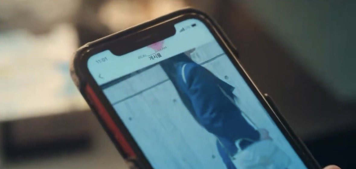 hyeseonhan43542's tweet image. 그리고 사라킴 사진 소품 합성하려고 중간중간 
크로마키 올려둔 게 ㅈㄴ 웃기고 ㅋㅋㅋㅋㅋㅋ
사진 주실거죠? 혜선님 인스타 기다릴게요