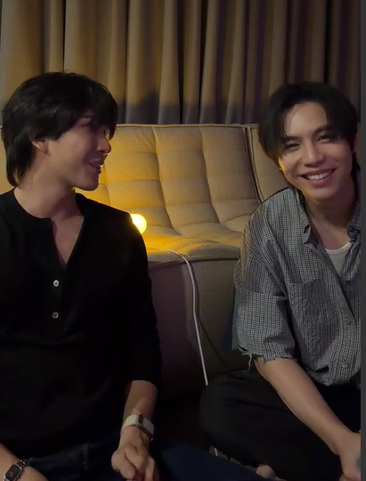so happy to see them having fun together!! i just love them so much~ 😭😭💗

#CatForCashEP5
#FirstKhaotung