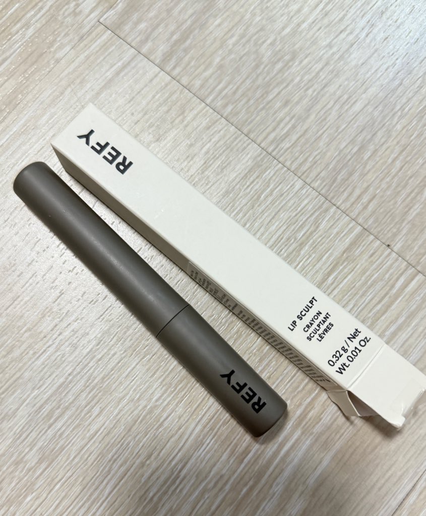 himypikkibubu's tweet photo. ส่งต่อ Refy Beauty Lip Sculpt สี tuape (ที่เขียนขอบปาก) เคยลองครั้งเดียว ใช้ไม่ถึง5ครั้ง😭 450รส #ส่งต่อ #ส่งต่อคสอ #คสอมือสอง #คสอมือ2 #ส่งต่อเครื่องสำอางค์ #ส่งต่อ #refy https://t.co/QoZmFxSdro