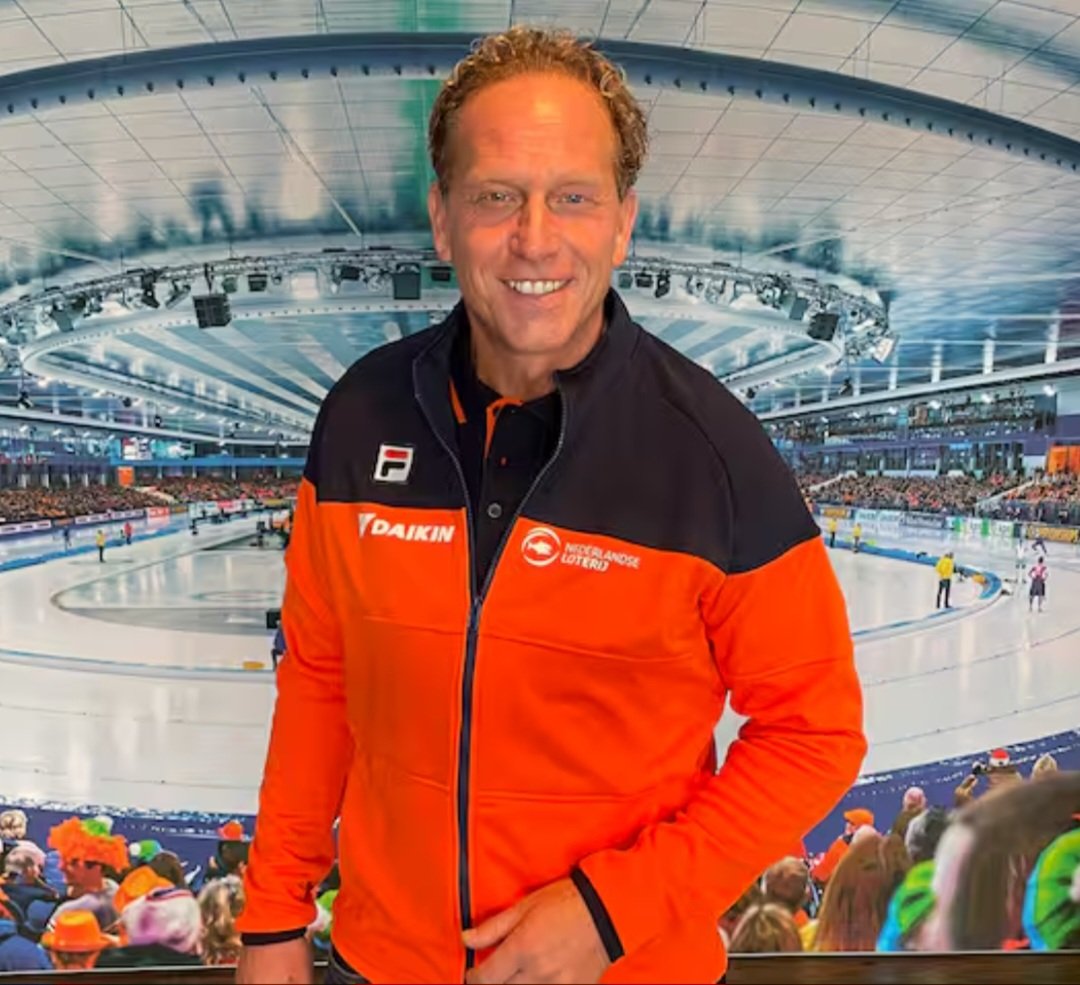 ZomerSnurkje's tweet photo. Kan #rintjeritsma met de sneltrein en een enkele reis naar de noordpool worden gestuurd? Wat een dwaas! Getest en afgekeurd! #ploegenachtervolging #TeamNL Arme #TimPrins #MarcelBosker #MilanoCortinaOlympics2026 #Olympics2026 https://t.co/gMbMPog7DF