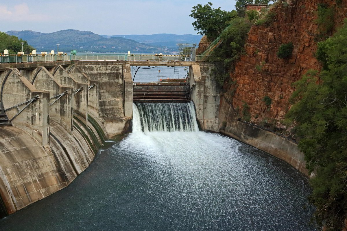 RolledThreads's tweet photo. We support water and wastewater systems by manufacturing high-caliber threaded fasteners for water control gates and related equipment. Built for performance, their components help ensure dependable operation where it matters most. Learn more: https://t.co/y3nCD1VUXQ https://t.co/snW5I5HzMX