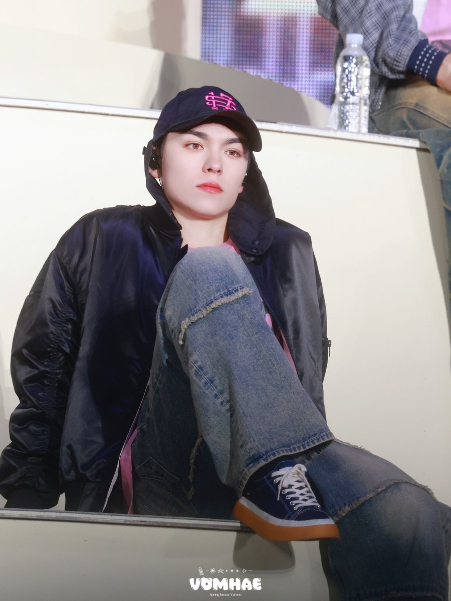 VOMHAE tweet media