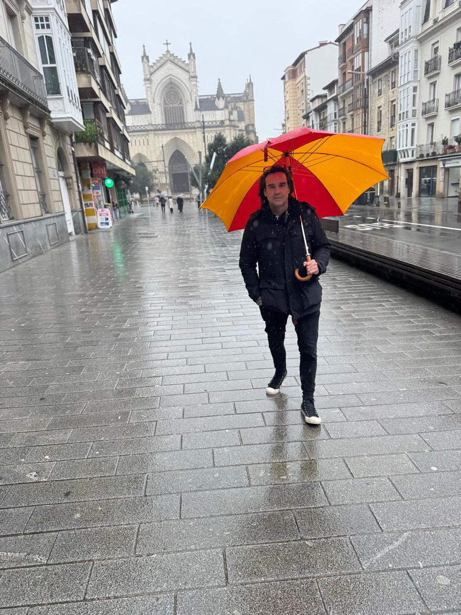 Cake Minuesa tweet media