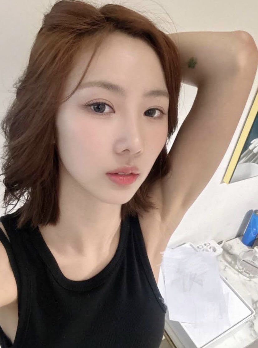 jay 𝜗𝜚 (@SIYEONlST) / Posts / X