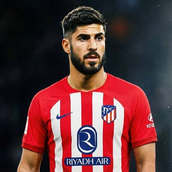 FenerHopline's tweet photo. ÖZEL | Atletico Madrid , Marco Asensio’nun transferi için sezon sonunda Fenerbahçe’ye 45 milyon Euro tutarında bir resmi teklif sunmayı planlıyor. https://t.co/XGwSV6fQd4