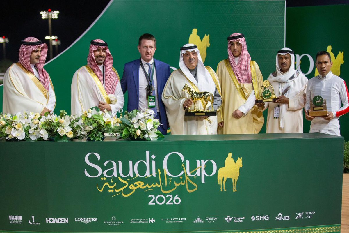 donohoeblsk's tweet photo. Successful visit to Saudi Arabia has concluded with 2 winners on the most important weekend of racing. Congratulations to his Highness Prince Mithob and all the team in the “White Stable”. Great to be given the opportunity to help in a small way with the selection of their horses  🇪🇺 🇸🇦 🇮🇪