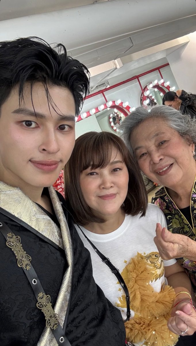 si sayang kebanggaan mama ahma dan adek :3