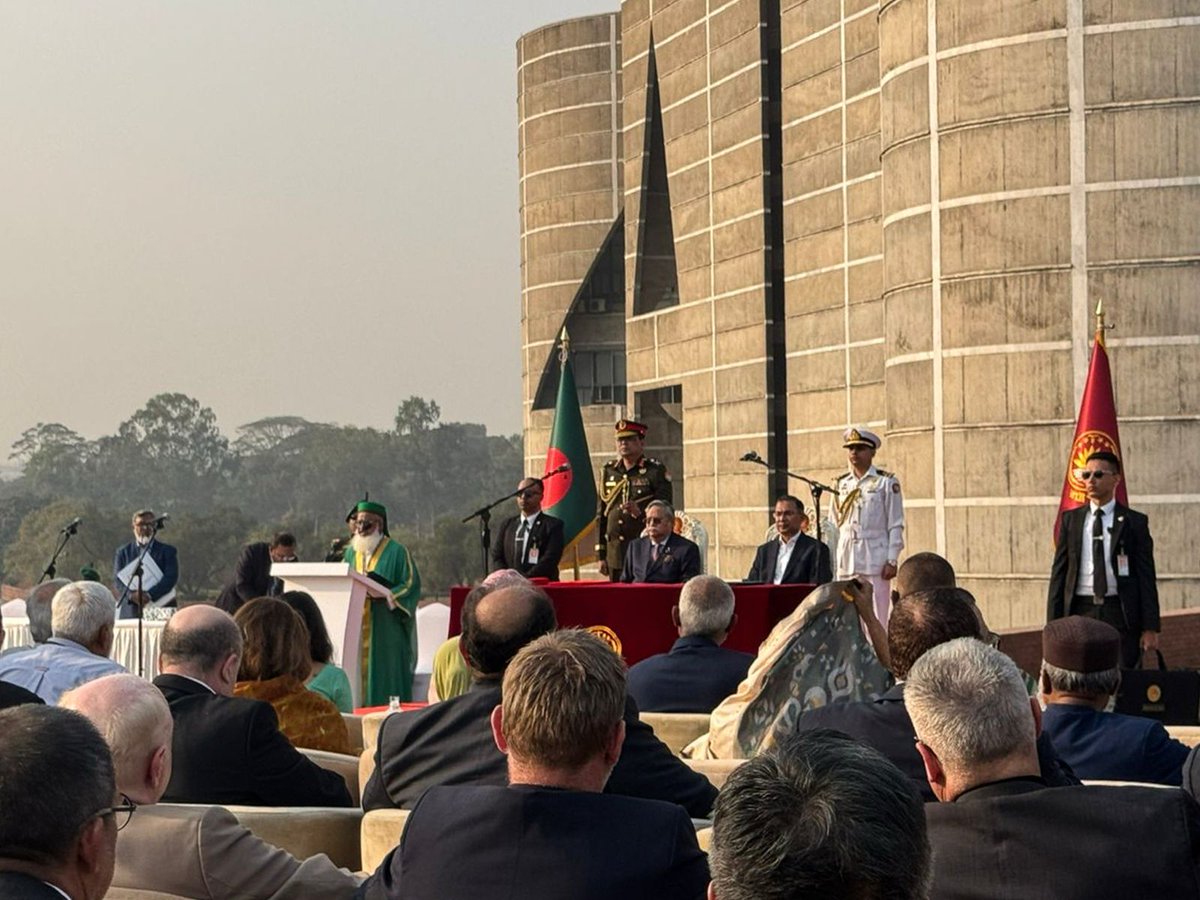 IFreijsen's tweet photo. Honoured to witness Prime Minister Tarique Rahman, Cabinet Ministers &amp; Members of Parliament take their oaths today, as they start their tenure as the new Government of Bangladesh.

Congratulations on this historical moment &amp; looking forward to a strong partnership🤝
@trahmanbnp https://t.co/nzhLAIPLem