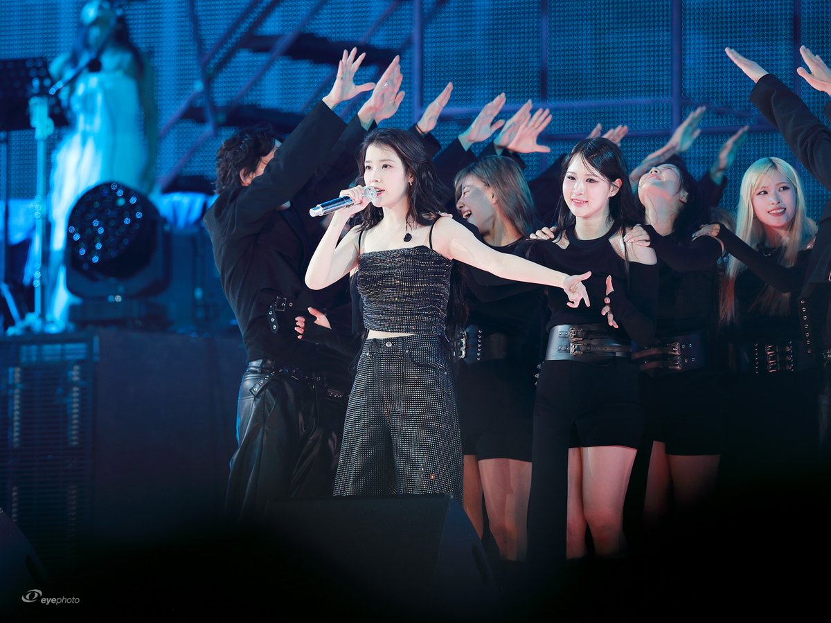 eyephotokr's tweet photo. 홀씨~ https://t.co/G4Itzpgi45