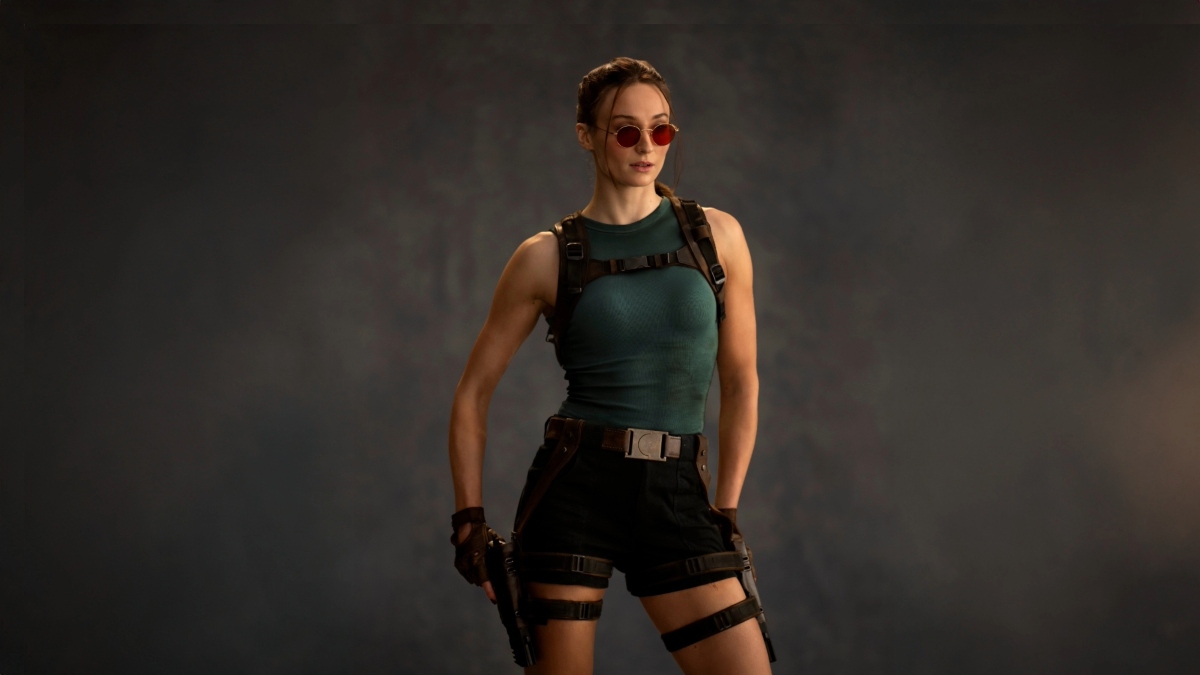 TheCriticalDri2's tweet photo. Girl looks more like Lara Croft than the actress who's meant to be playing Lara Croft. https://t.co/MjZddMfuGd