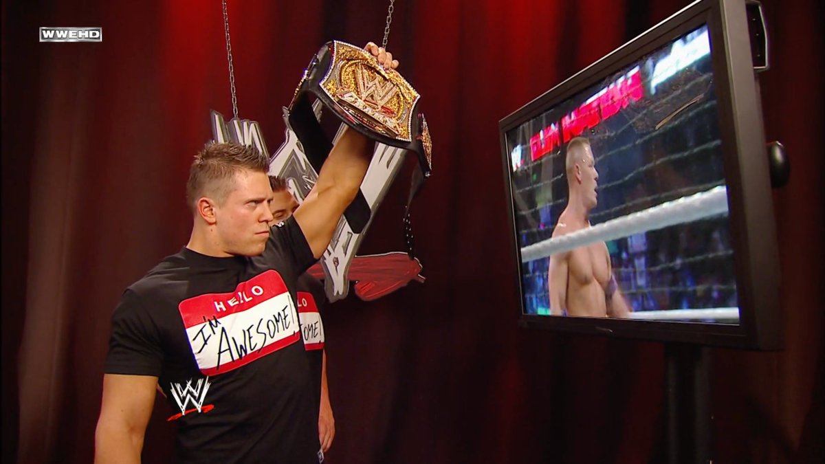 Cultaholic's tweet photo. Why did The Miz do this? 😂 https://t.co/95fF8t41Q8