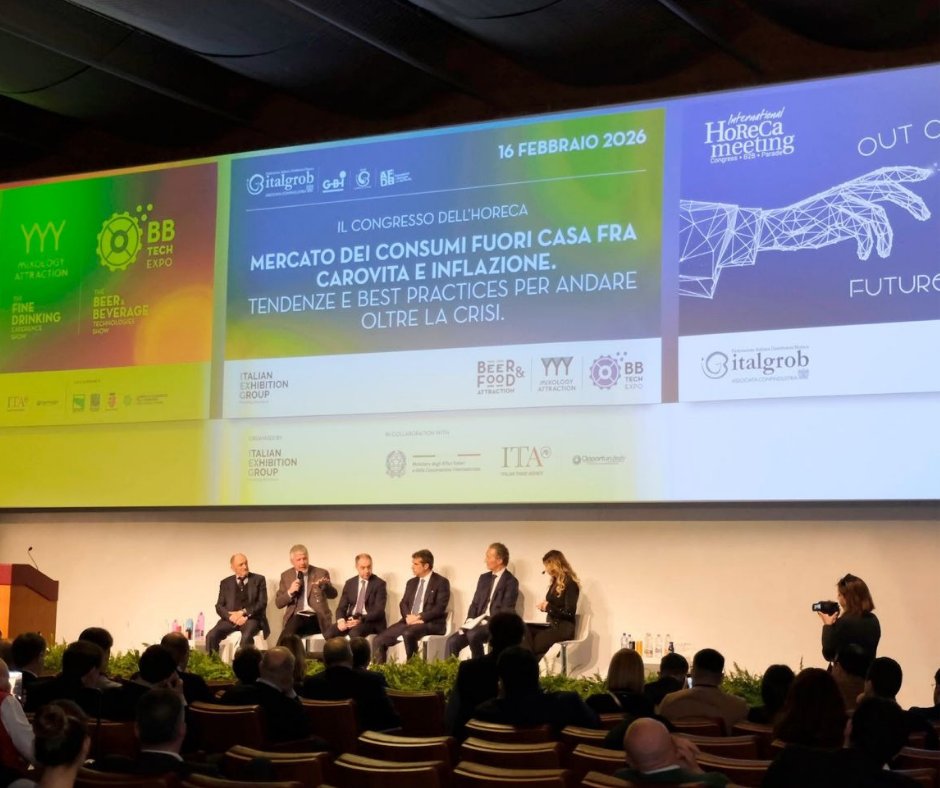 edv24it's tweet photo. [NEWS[ Beer&amp;Food Attraction 2026: la birra artigianale continua a crescere nei consumi fuori casa come emerso durante “‘Cosa ci ha insegnato il 2025. Abitudini, trend e aspettative nei consumi di birra e cibo fuori casa”.

https://t.co/f1DG5lWkx4

#edv24food #BeerFoodAttraction https://t.co/QB5WoiMJjI