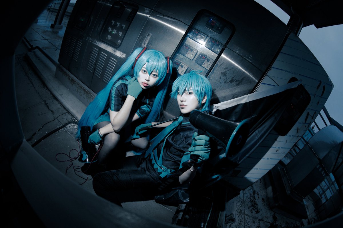 恋は戦争💙🔫

ミクオ : <a href="/TA_KING_/">𝙏𝘼𝙆𝙄𝙉𝙂</a> 

📸 : <a href="/cheed0302/">송사비</a>