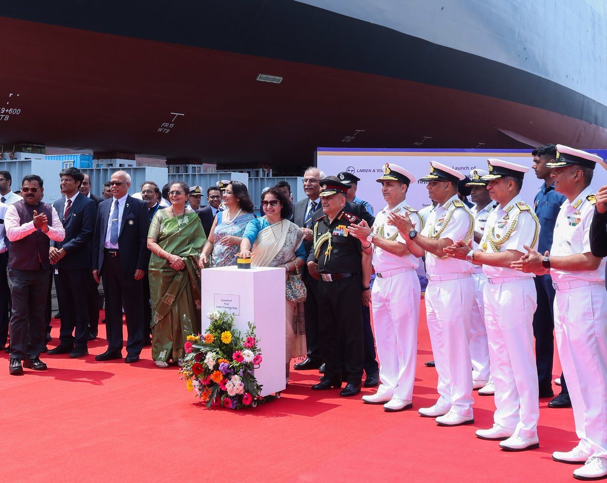HQ_IDS_India's tweet image. General Anil Chauhan, Chief of Defence Staff #CDS, witnessed a defining milestone in India's maritime legacy as the first of three Cadet Training Ships #CTS, named 'KRISHNA', was launched at M/s L&amp;amp;T Shipbuilding, Kattupalli, Chennai by Mrs Anupama Chauhan. 

Indigenously designed