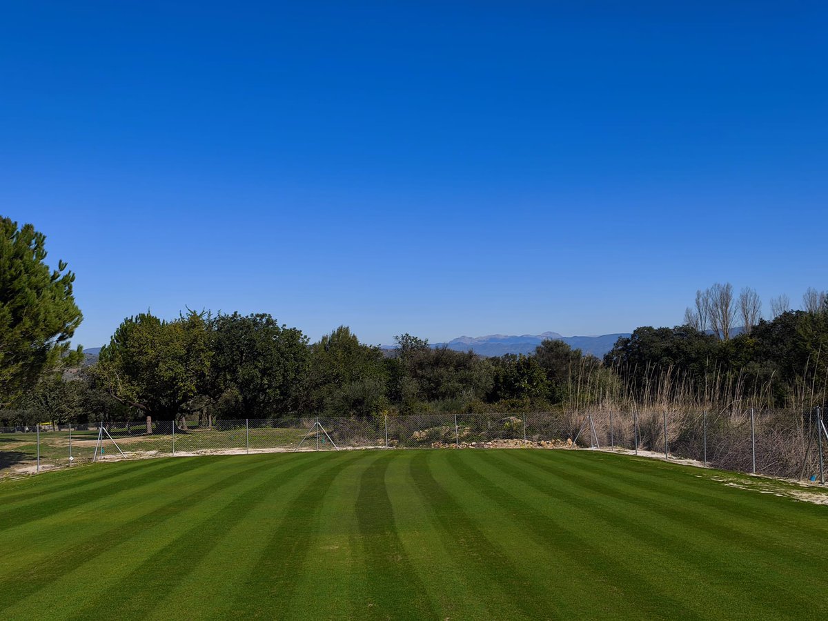 Lauro Golf Resort tweet media