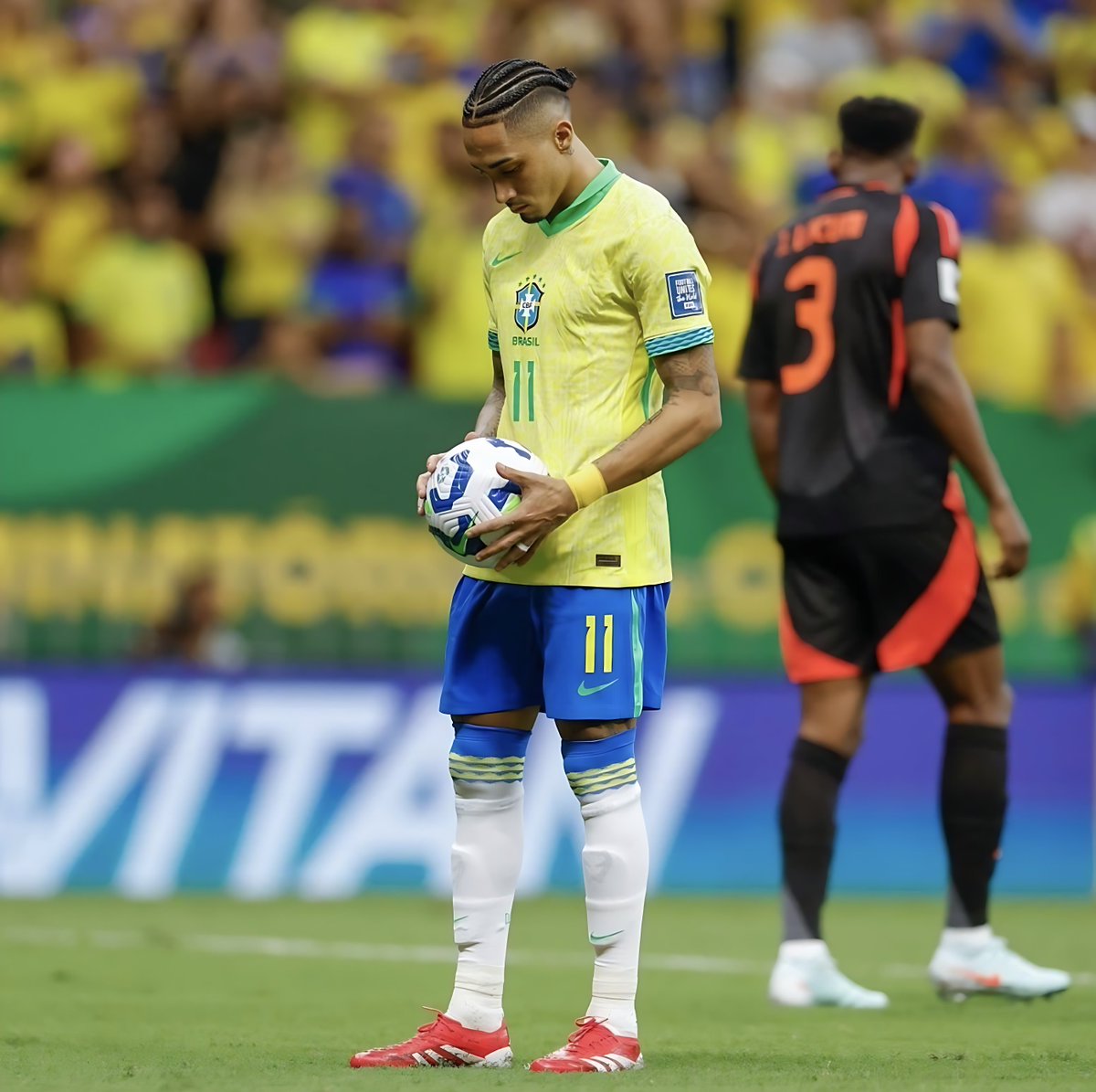 🚨 𝗗𝗜𝗗 𝗬𝗢𝗨 𝗞𝗡𝗢𝗪: Raphinha has NEVER missed a penalty for Stade Rennes, Leeds United, Brazil and FC Barcelona.

Since 2019 he has scored EVERY penalty.