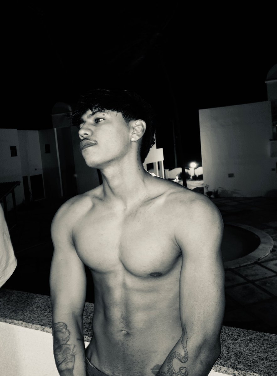 fabinhosaless's tweet image. 