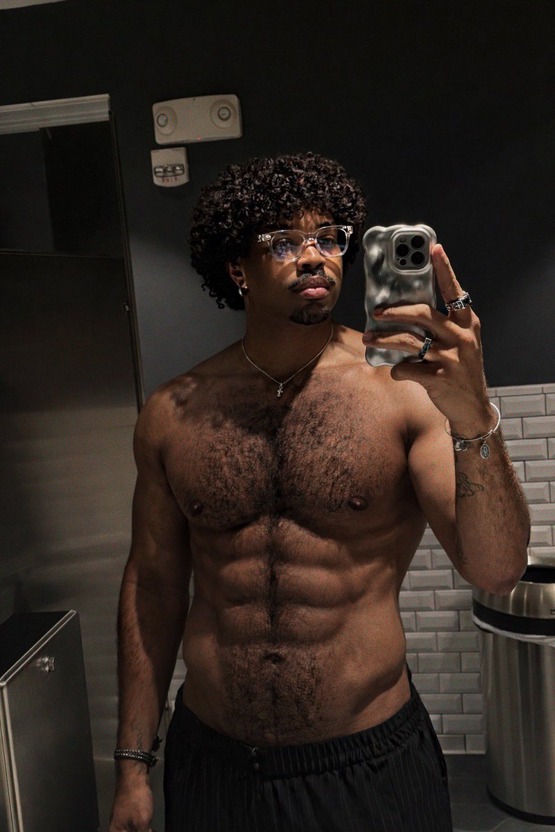 Josueemrtl's tweet image. Nerdy morning…