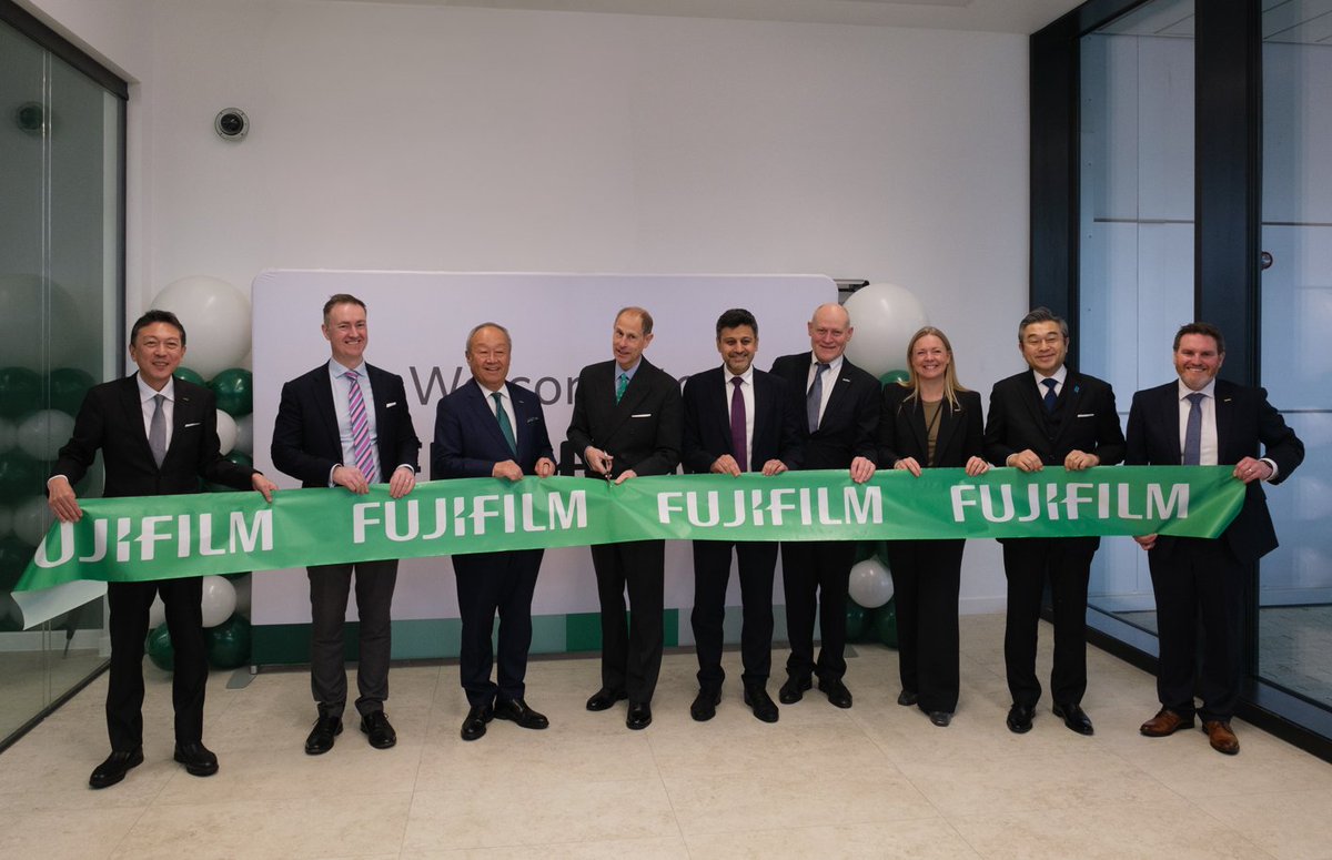 Hiroshi Suzuki tweet media