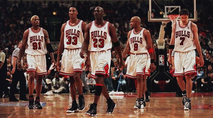 NicoFernandezBB's tweet image. 📅🎂 #UnDíaComoHoy 17/2/1963, nació Michael #Jordan, el mejor basquetbolista de todos los tiempos. Además de su talento único, que de por sí pagaba la entrada, integró equipos que hicieron historia, como los @chicagobulls de los '90 y el #DreamTeam en los JJOO de Barcelona 🏀🇺🇸