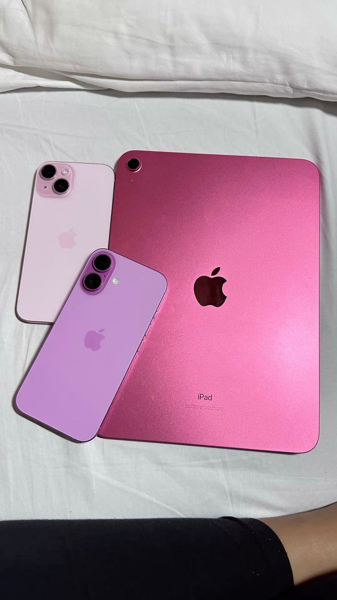 fairiehaze's tweet image. purple or pink?