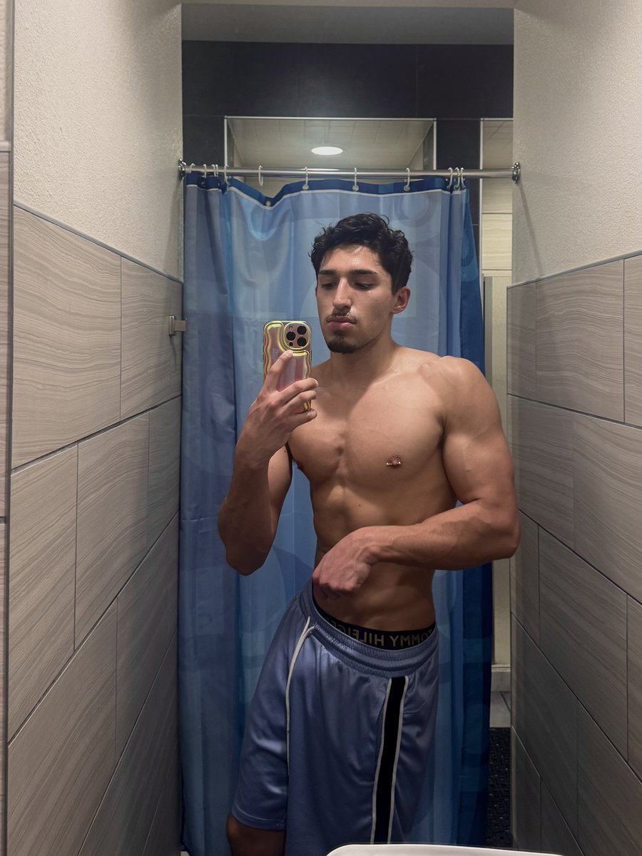 Brayan ⟢ tweet media