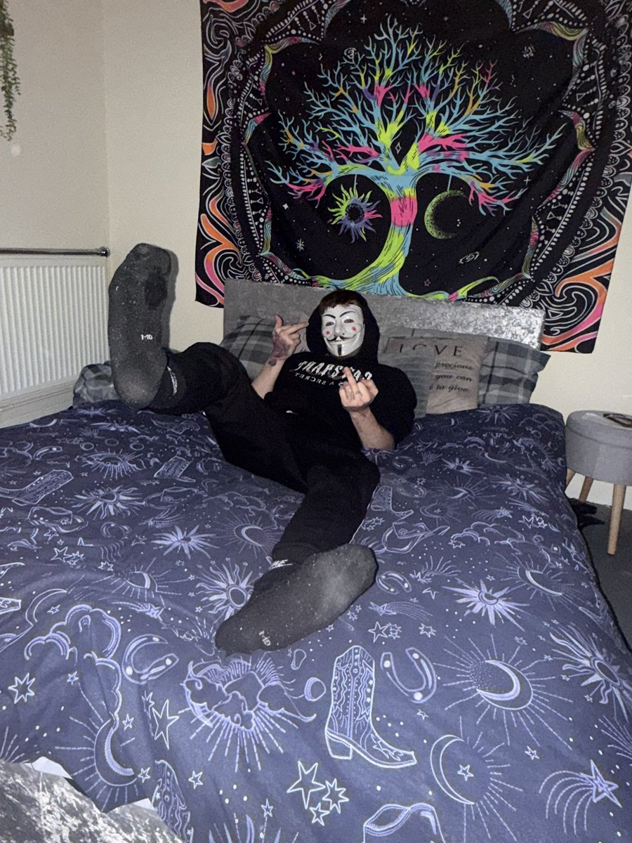 AlphaLou tweet media