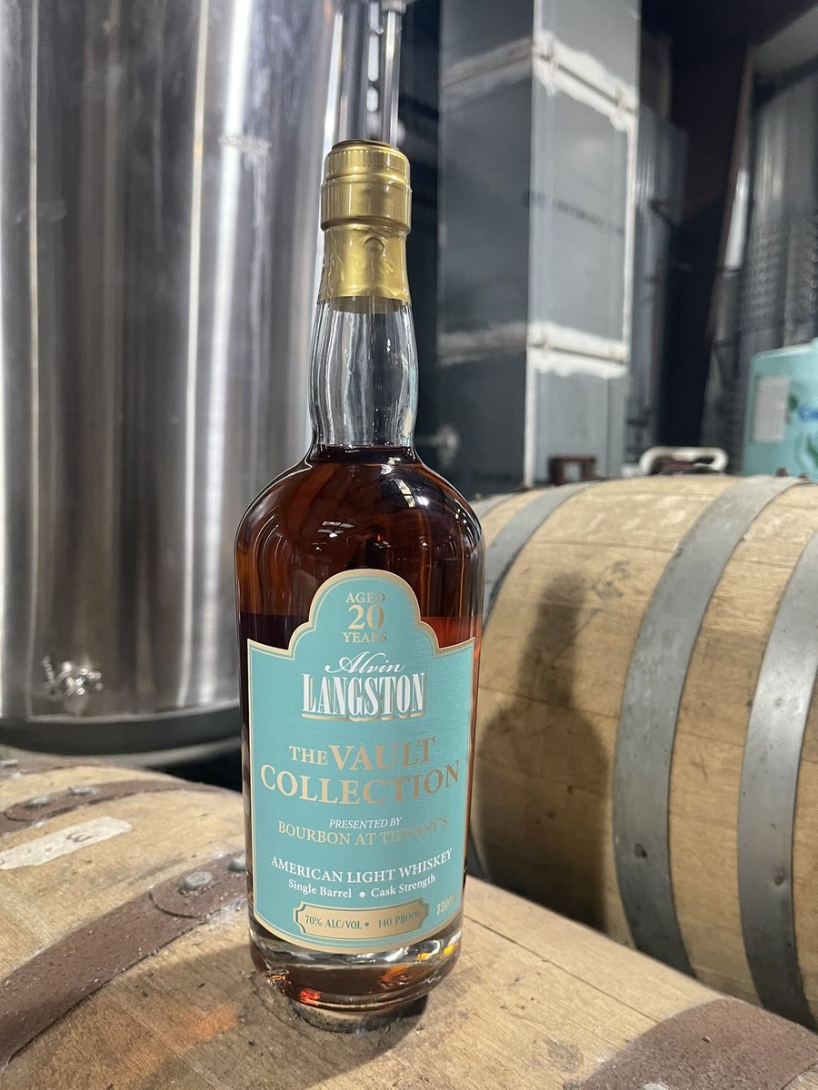 Bourbon At Tiffany's tweet media