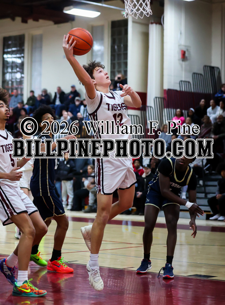 bill_pine's tweet photo. Boys Basketball JV &amp; Varsity game photos posted for
@NewburghHoops
vs
@KHSTigerNation
and can be found here:  Use the QR code below or on https://t.co/gioEeQQdhd
@newburghschools
@AthleticsTiger
@SectionIXSports
@OCIAASports
@NYSPHSAA https://t.co/cF2kyib8xU