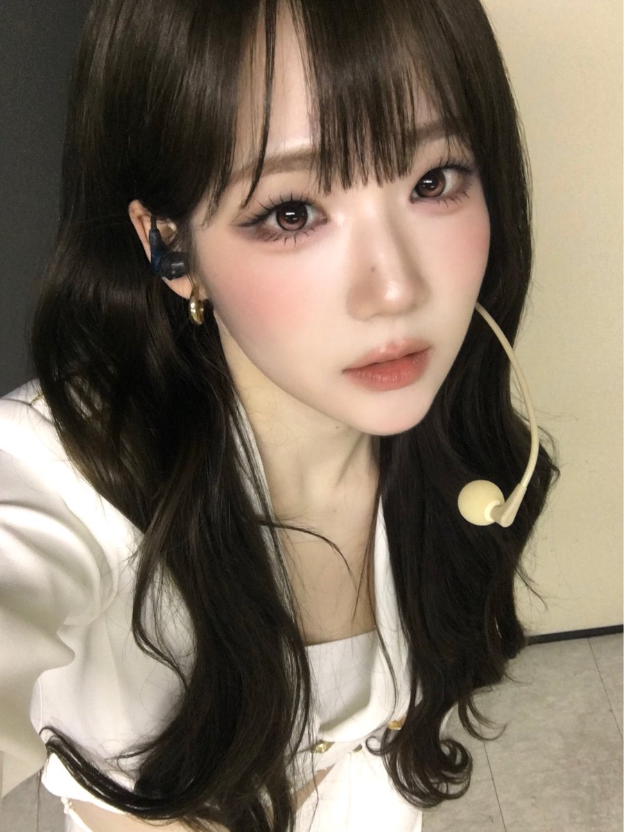 S2O806's tweet photo. 260217 프롬 #윤서연 https://t.co/I1laR4bera